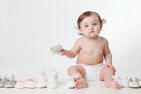 Shoes for children with hallux valgus